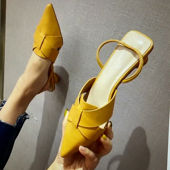Charles & Keith Pointy Round Heel Slingback Pumps - Picture 1 of 4